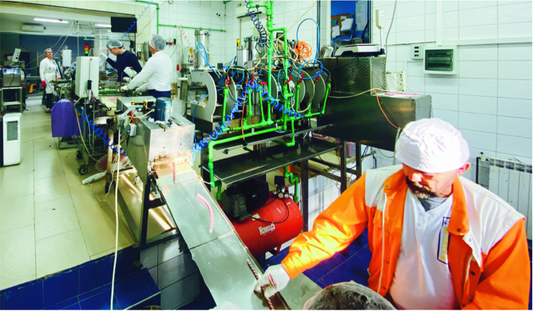 Swirly lollipops manufacture